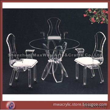 Modern clear fashional acrylic/perspex table and chairs